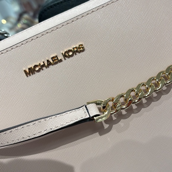 Michael Kors Jet Set Item Large East West Zip Crossbody Leather Powder Blush - Picture 3 of 16